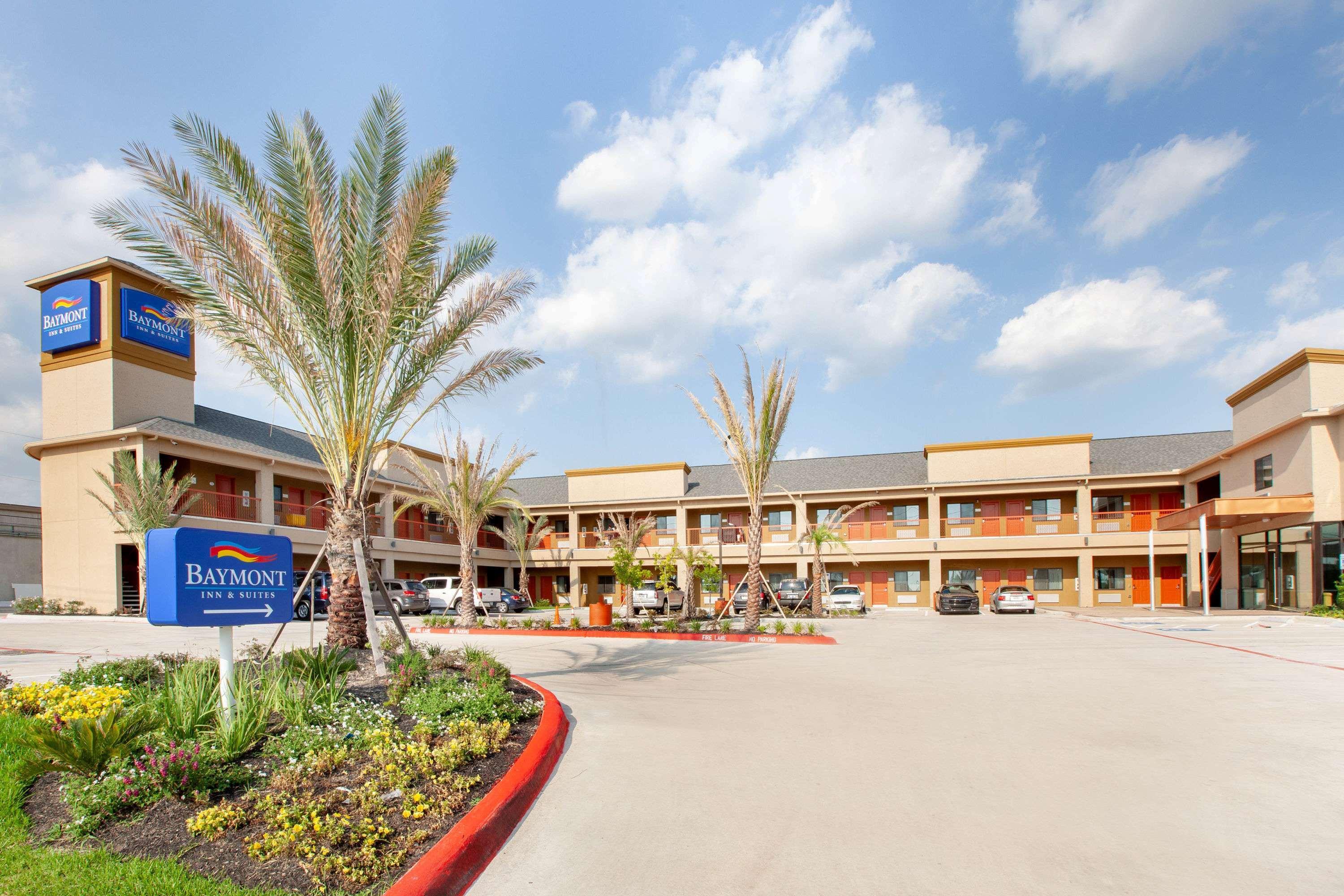 Готель Baymont By Wyndham Houston Hobby Airport Екстер'єр фото