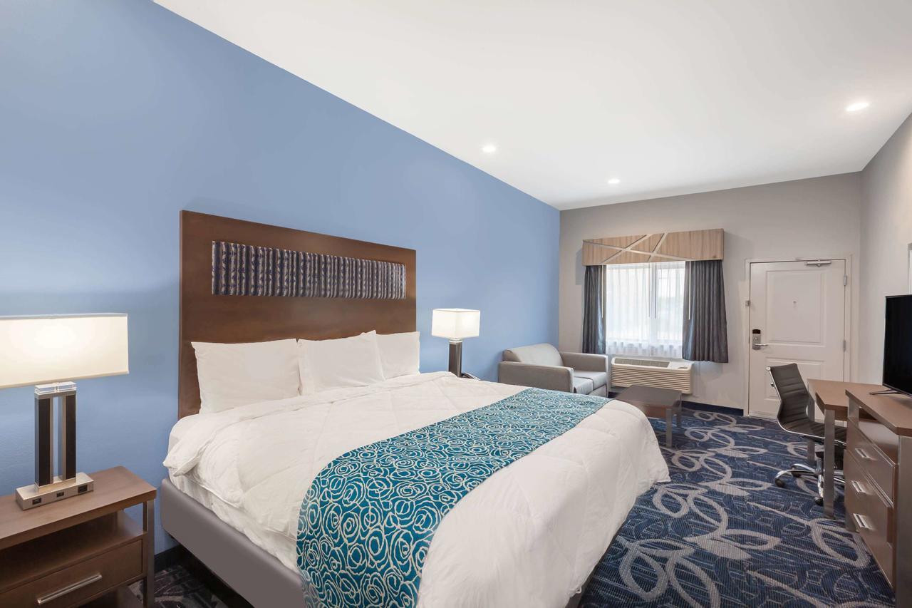 Готель Baymont By Wyndham Houston Hobby Airport Екстер'єр фото